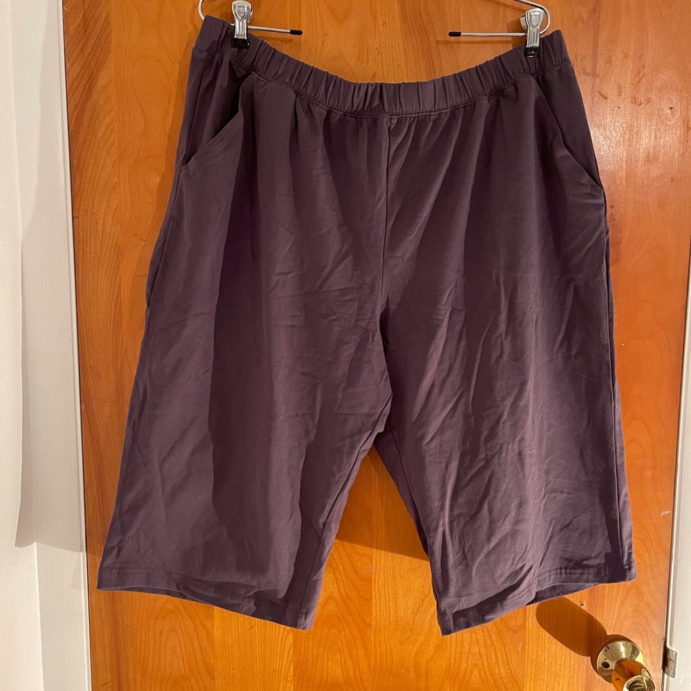 Juno Active wear side pockets